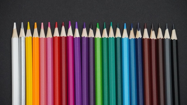 一切仍然懸 一切仍然懸